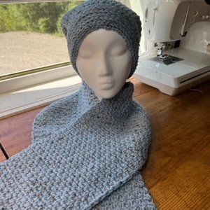 Handmade Crochet Winter Slouch Hat and Matching Scarf  NEW